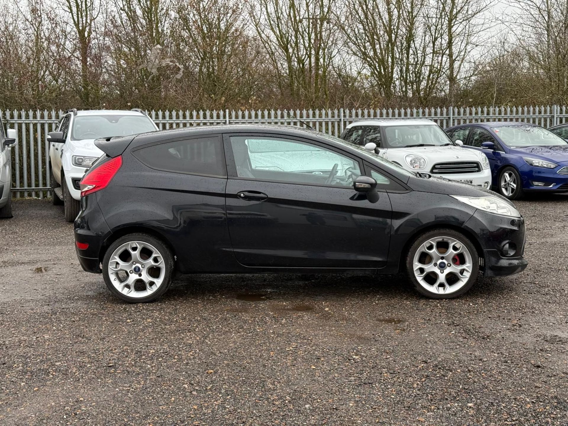FORD FIESTA 1.6 ZETEC S HATCHBACK 2008 (58) - Image 2 of 16