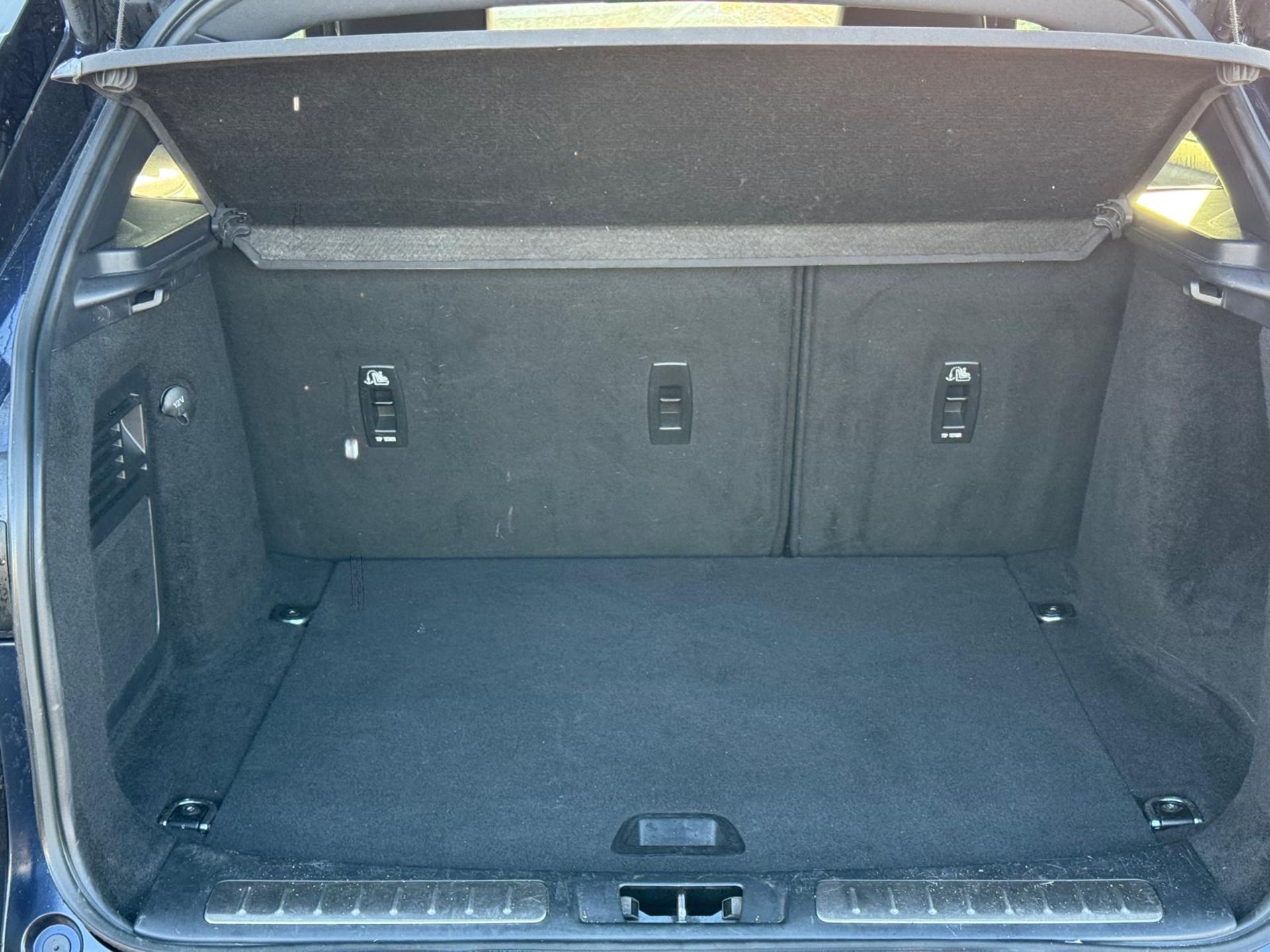 LAND ROVER RANGE ROVER EVOQUE ( MOT JULY 2026) 2.0 TD4 180 4WD HSE DYNAMIC 2016 (66) - Image 7 of 19