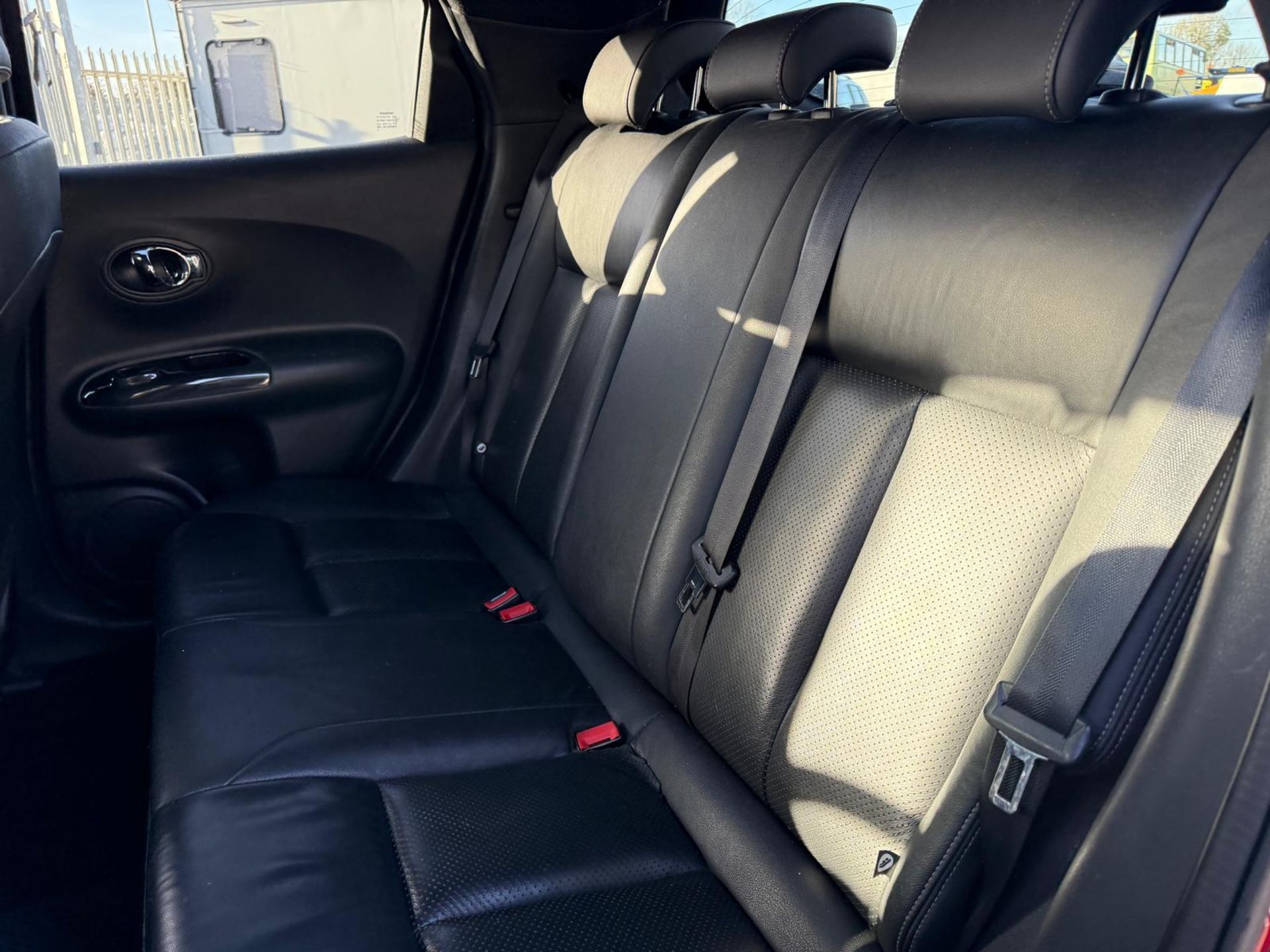 ** ON SALE ** NISSAN JUKE 1.5 DCI TEKNA HATCHBACK 2015 (65) - Image 12 of 19