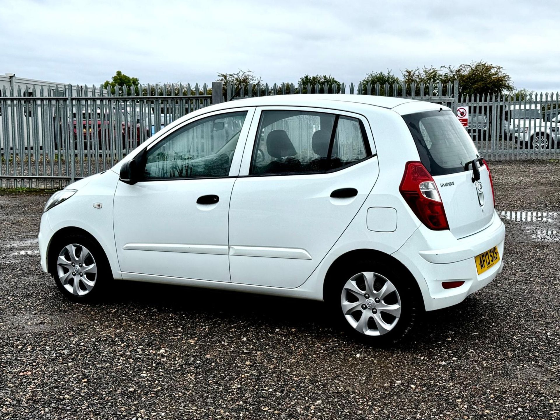 HYUNDAI I10 1.2 PETROL CLASSIC HATCHBACK 2013 (13) ULEZ COMPLIANT - Image 4 of 20