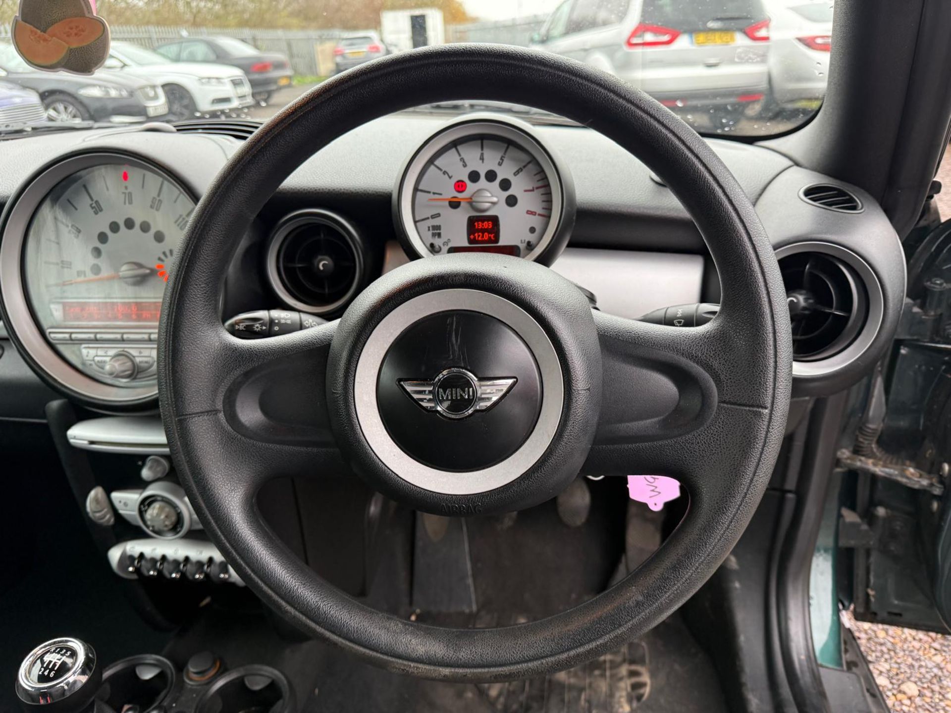 MINI ONE 1.6 CONVERTIBLE (MOT DEC 2026) 2010 (10) ULEZ COMPLIANT - Image 10 of 15