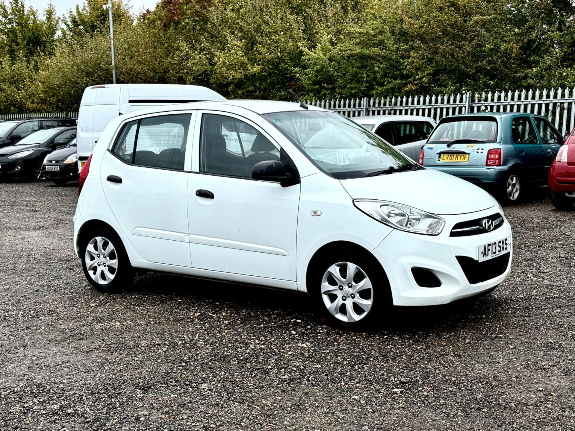 HYUNDAI I10 1.2 PETROL CLASSIC HATCHBACK 2013 (13) ULEZ COMPLIANT