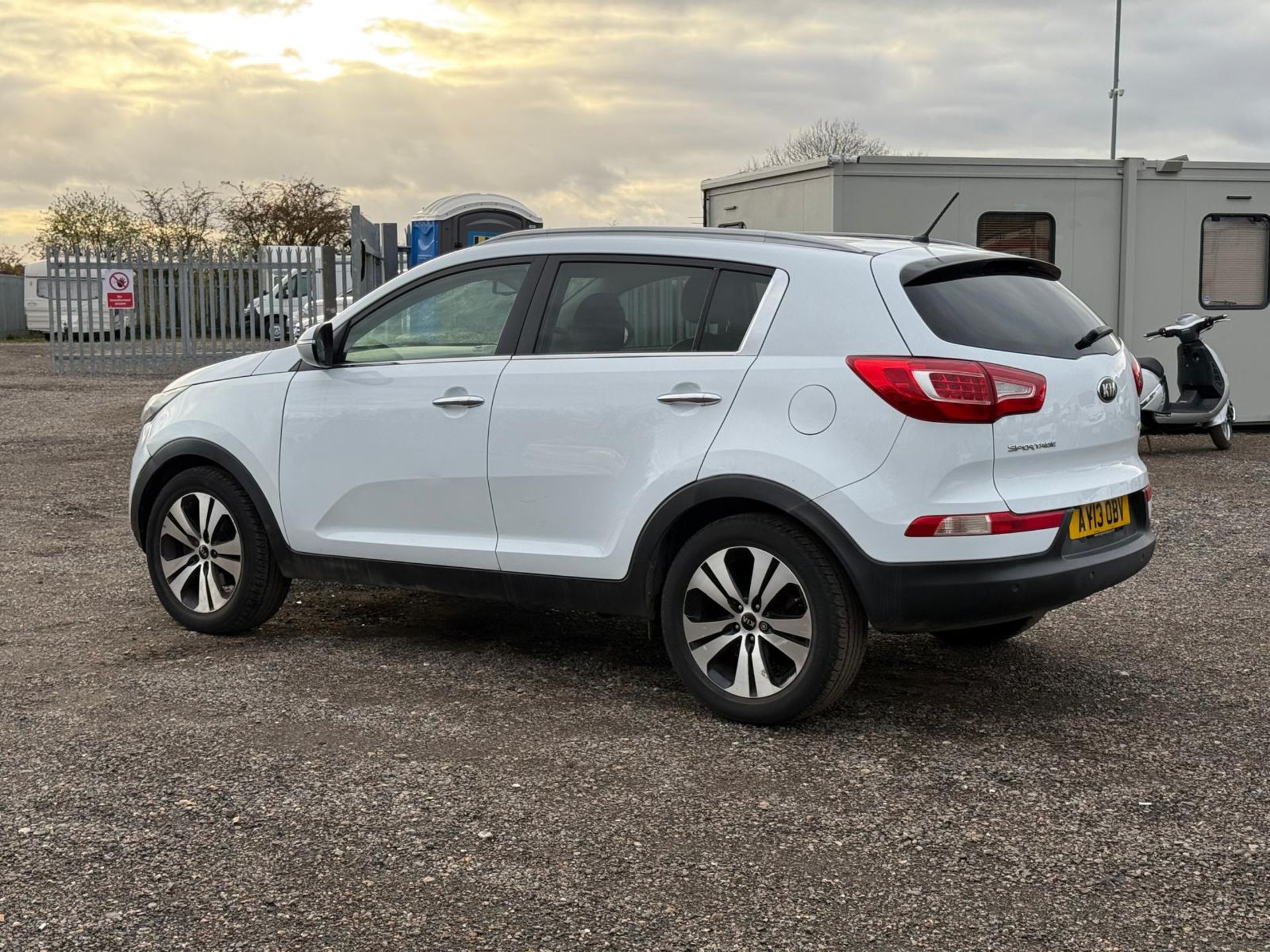 KIA SPORTAGE 3 1.7 CRDI 2013 (13) LOW MILES - Image 4 of 21