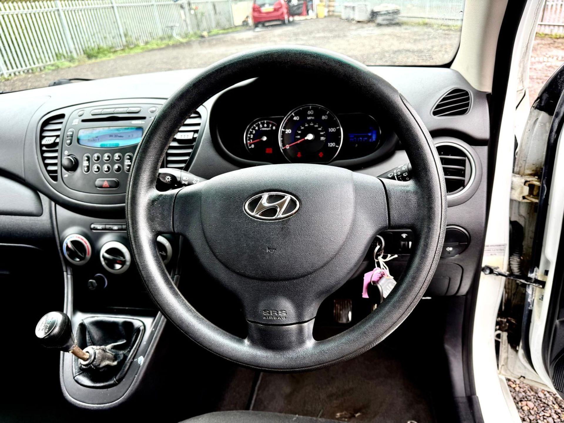 HYUNDAI I10 1.2 PETROL CLASSIC HATCHBACK 2013 (13) ULEZ COMPLIANT - Image 11 of 20