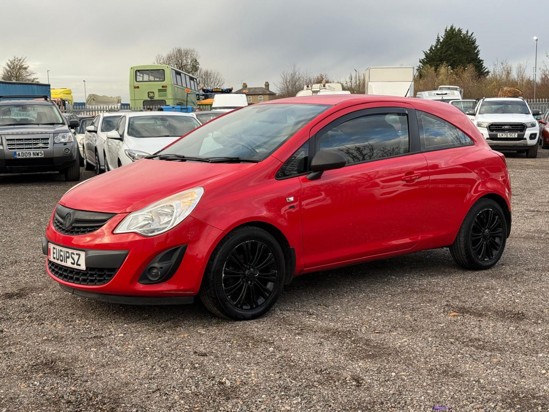 ** ON SALE ** VAUXHALL CORSA 1.4 16V SE HATCHBACK 2012 (61) ULEZ COMPLAINT (LOW MILES) - Image 6 of 16