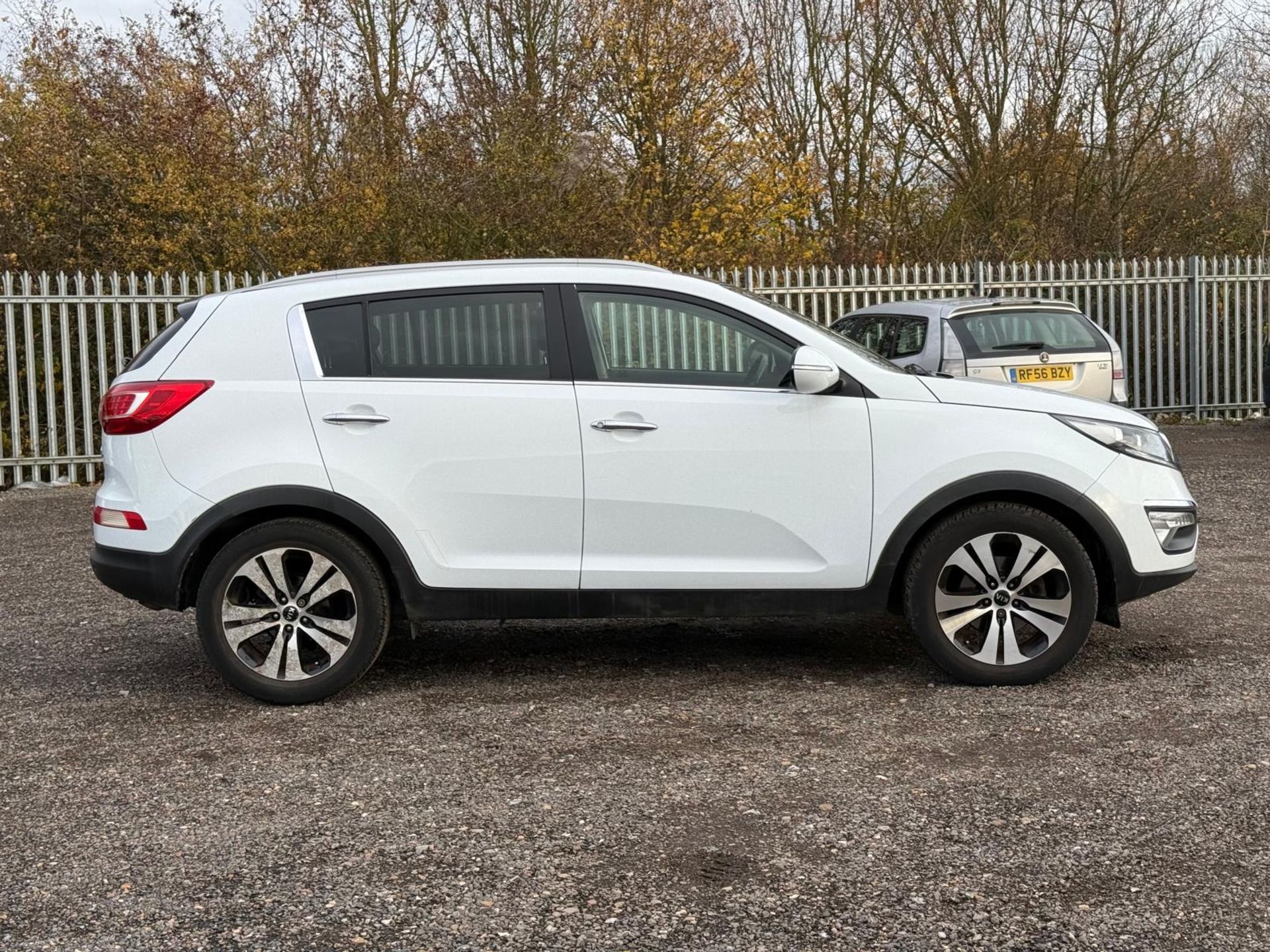 KIA SPORTAGE 3 1.7 CRDI 2013 (13) LOW MILES - Image 2 of 21