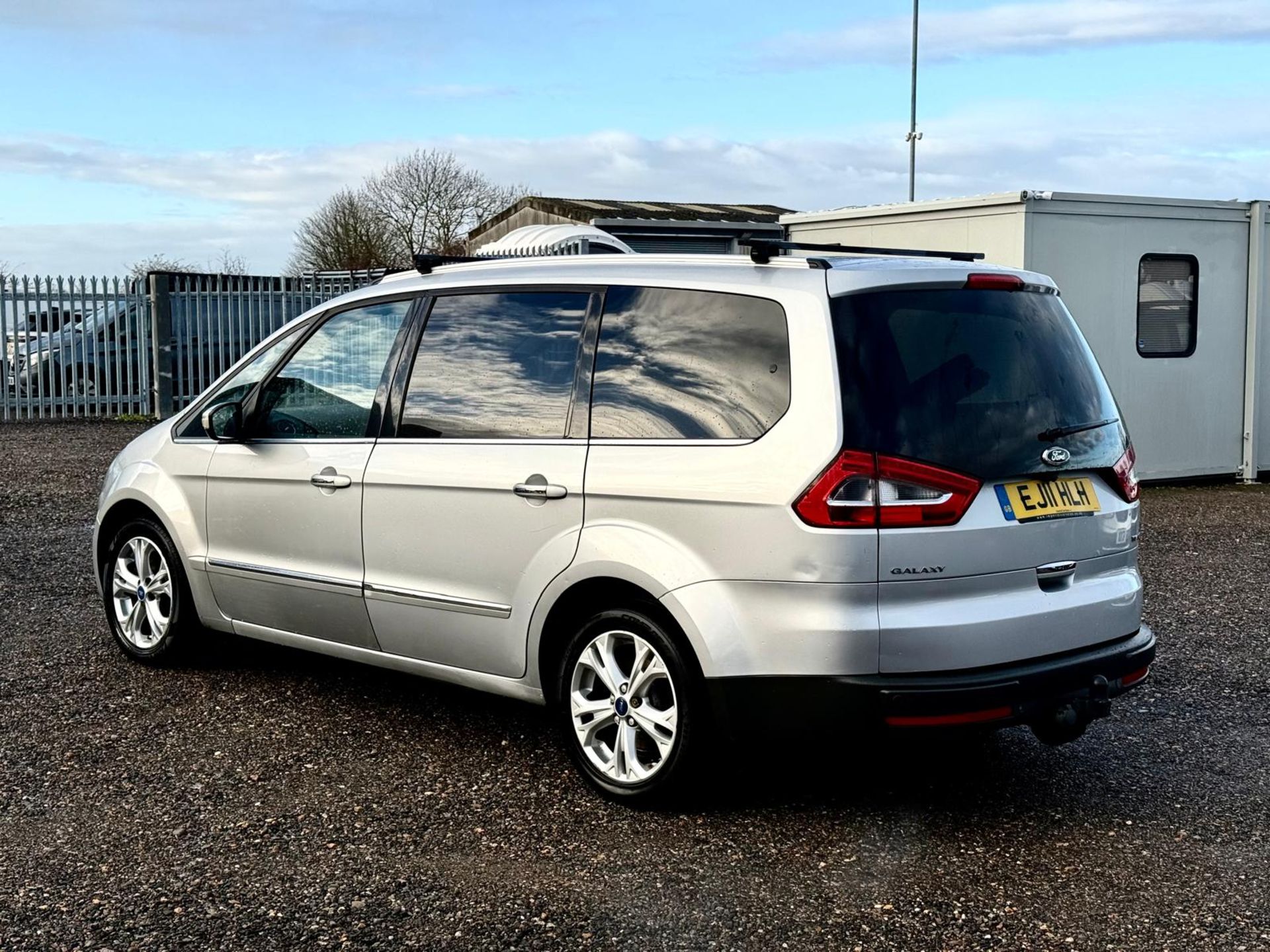 FORD GALAXY 2.0 TDCI 140 TITANIUM AUTO 7 SEATS 2011 (11) - Image 4 of 20