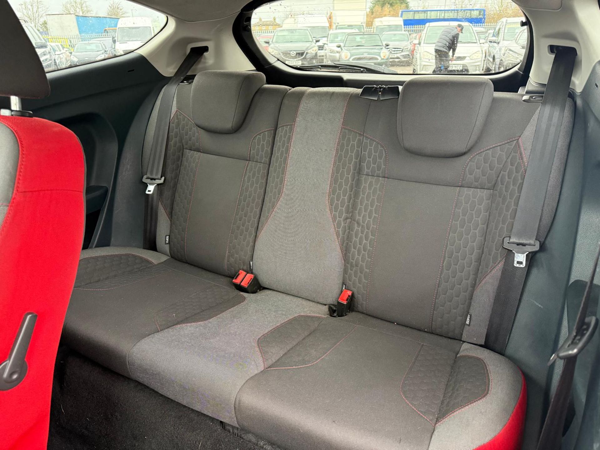 FORD FIESTA 1.6 ZETEC S HATCHBACK 2008 (58) - Image 13 of 16