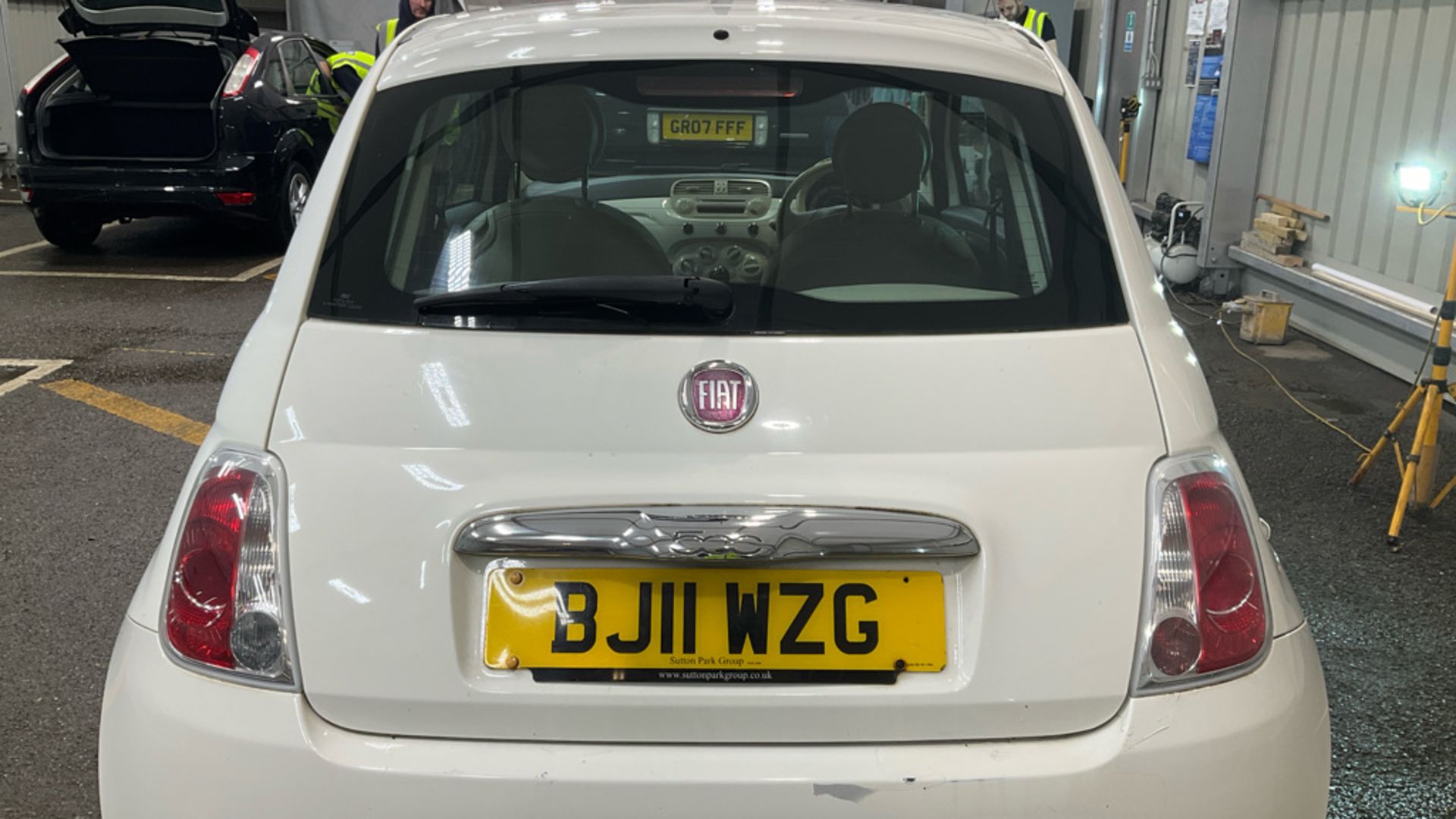 FIAT 500 1.2 POP HATCHBACK 2011 (11) ULEZ COMPLIANT - Image 7 of 11