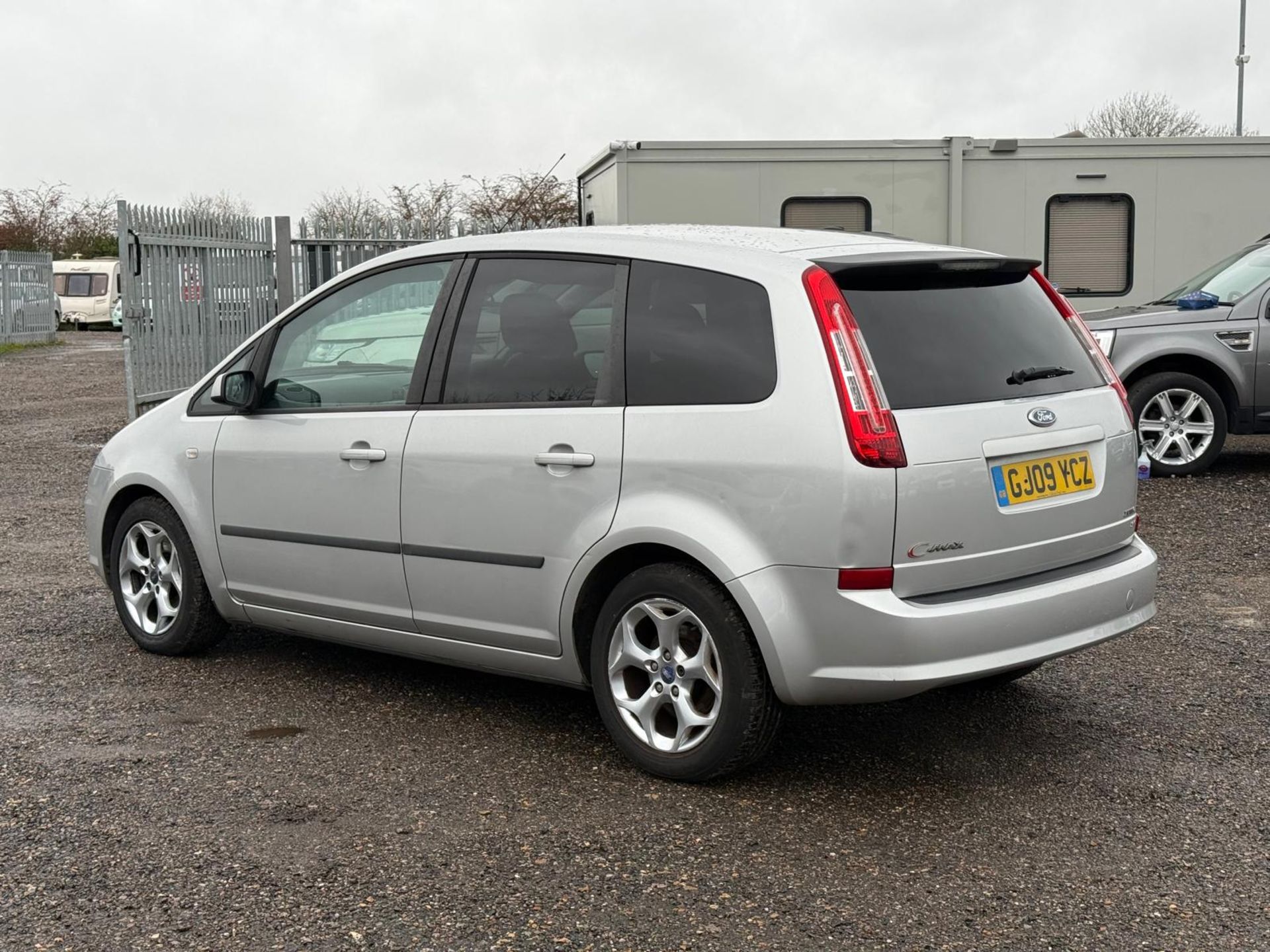 ** ON SALE ** FORD C-MAX 2.0 ZETEC MPV AUTO 2009 (09) ULEZ COMPLIANT - Image 4 of 17