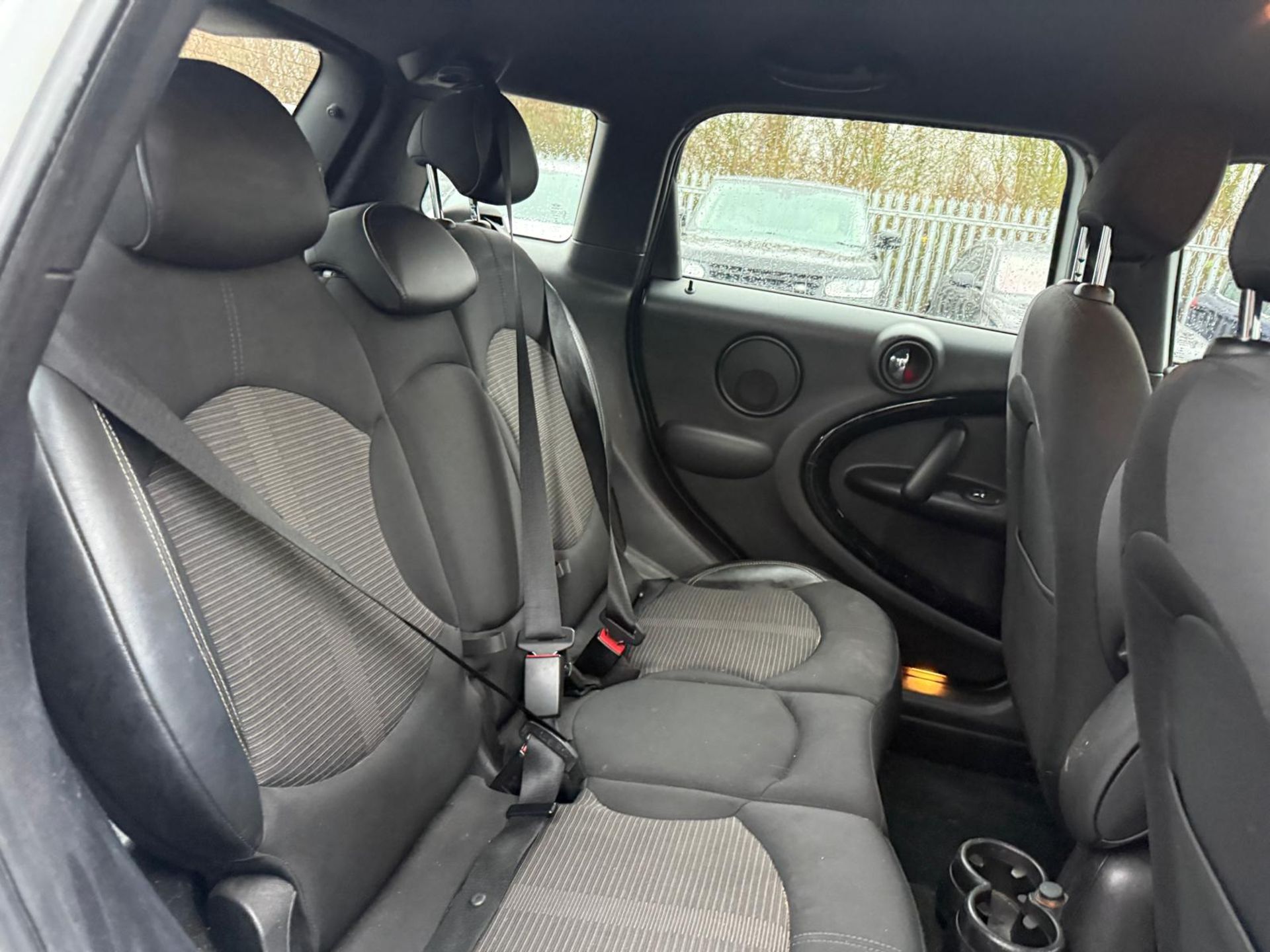 ** ON SALE ** MINI COUNTRYMAN 1.6 COOPER D ALL 4 HATCHBACK 2015 (15) - Image 15 of 18