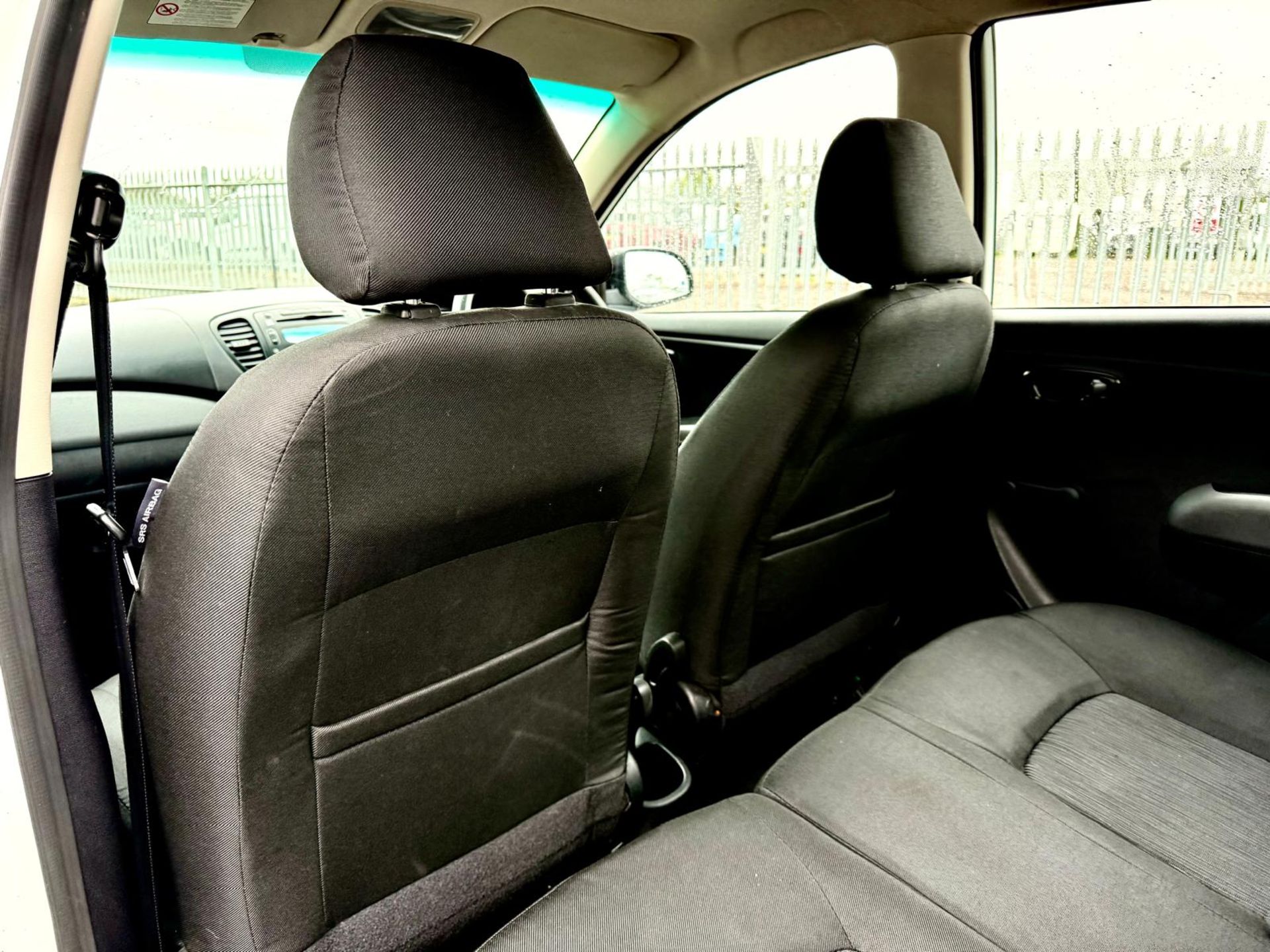 HYUNDAI I10 1.2 PETROL CLASSIC HATCHBACK 2013 (13) ULEZ COMPLIANT - Image 17 of 20