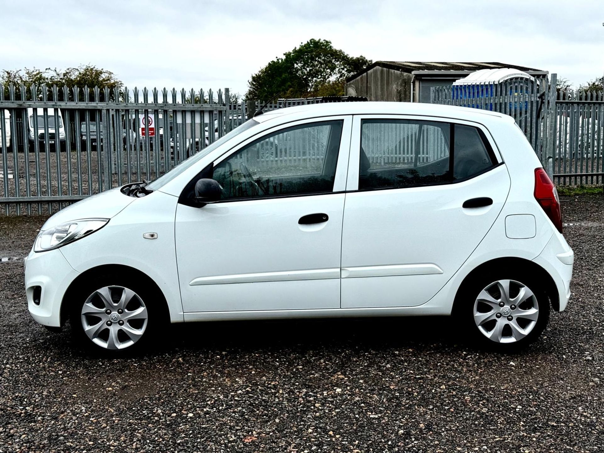 HYUNDAI I10 1.2 PETROL CLASSIC HATCHBACK 2013 (13) ULEZ COMPLIANT - Image 5 of 20