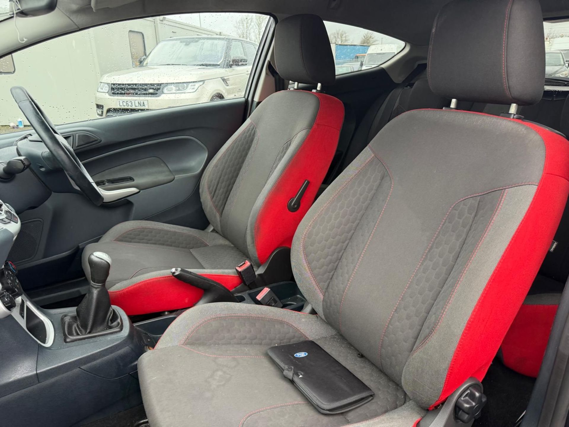 FORD FIESTA 1.6 ZETEC S HATCHBACK 2008 (58) - Image 9 of 16