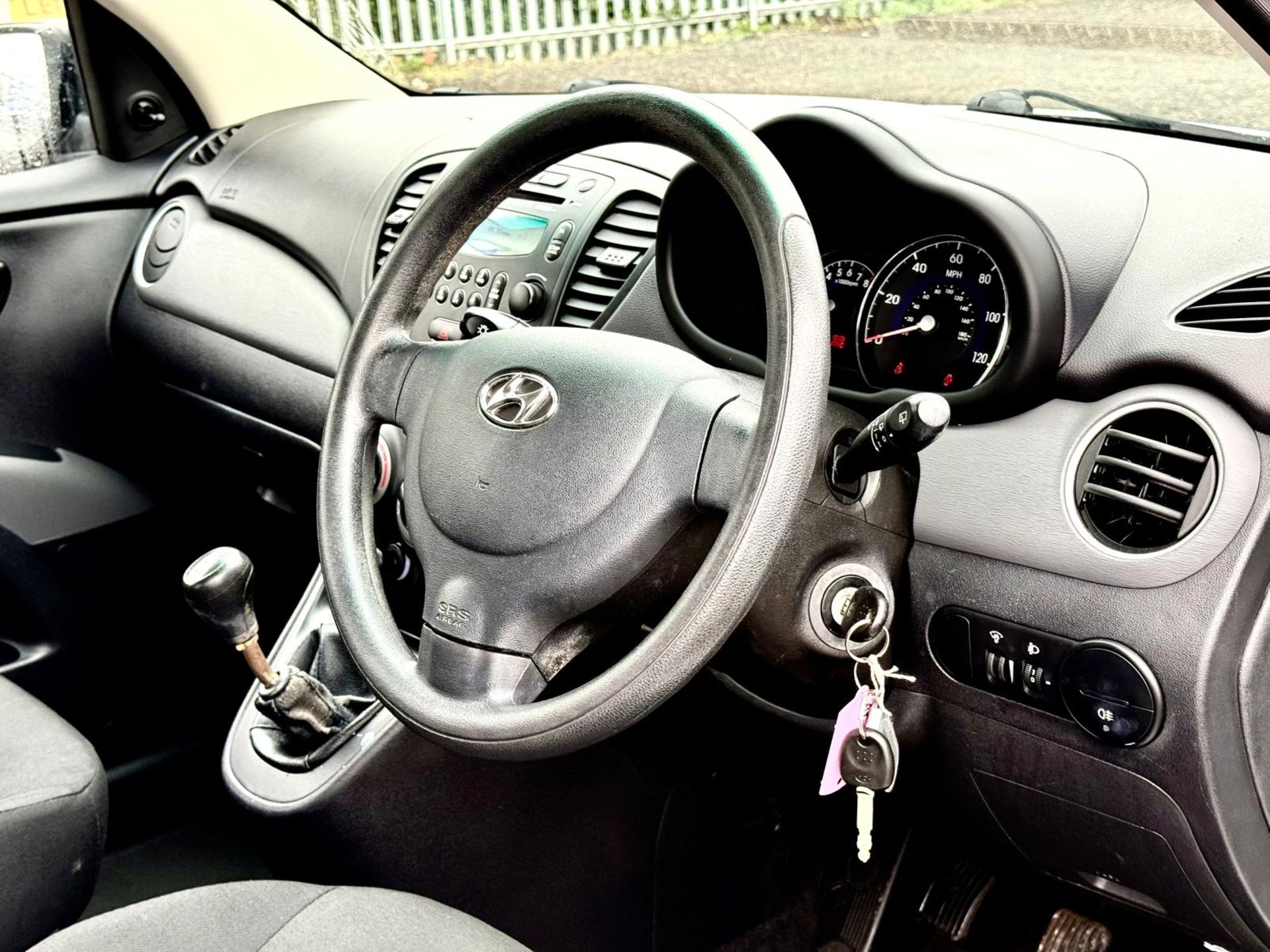 HYUNDAI I10 1.2 PETROL CLASSIC HATCHBACK 2013 (13) ULEZ COMPLIANT - Image 12 of 20