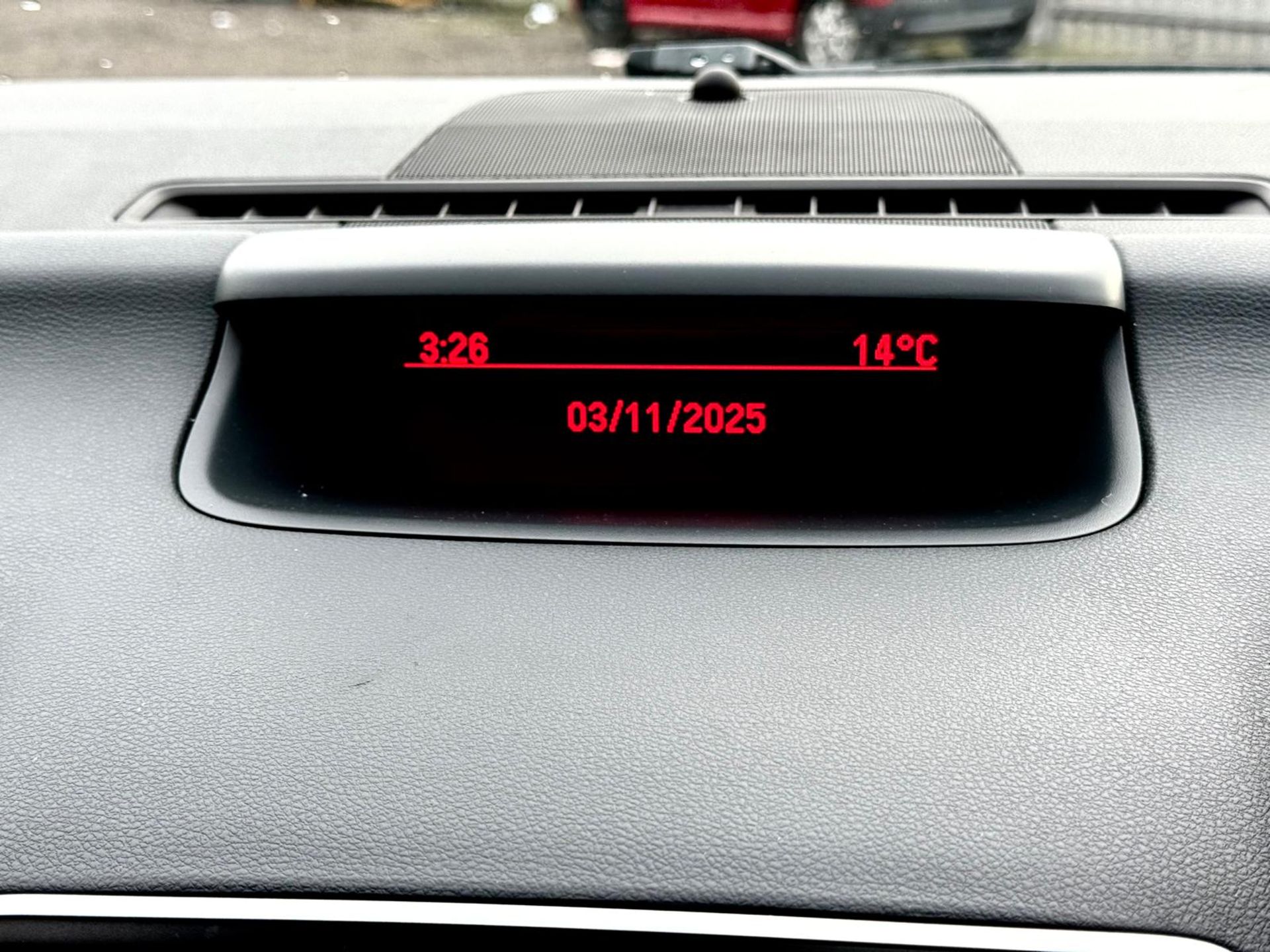 VAUXHALL VIVA (MOT OCT 2026) SE 1.4 TURBO 120 2011 (11) ULEZ COMPLIANT - Image 20 of 22