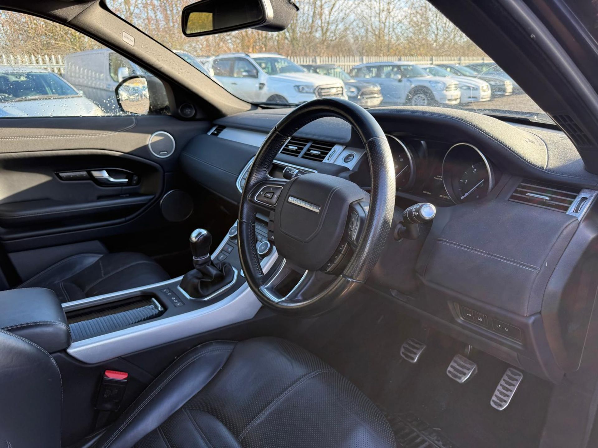 LAND ROVER RANGE ROVER EVOQUE ( MOT JULY 2026) 2.0 TD4 180 4WD HSE DYNAMIC 2016 (66) - Image 12 of 19