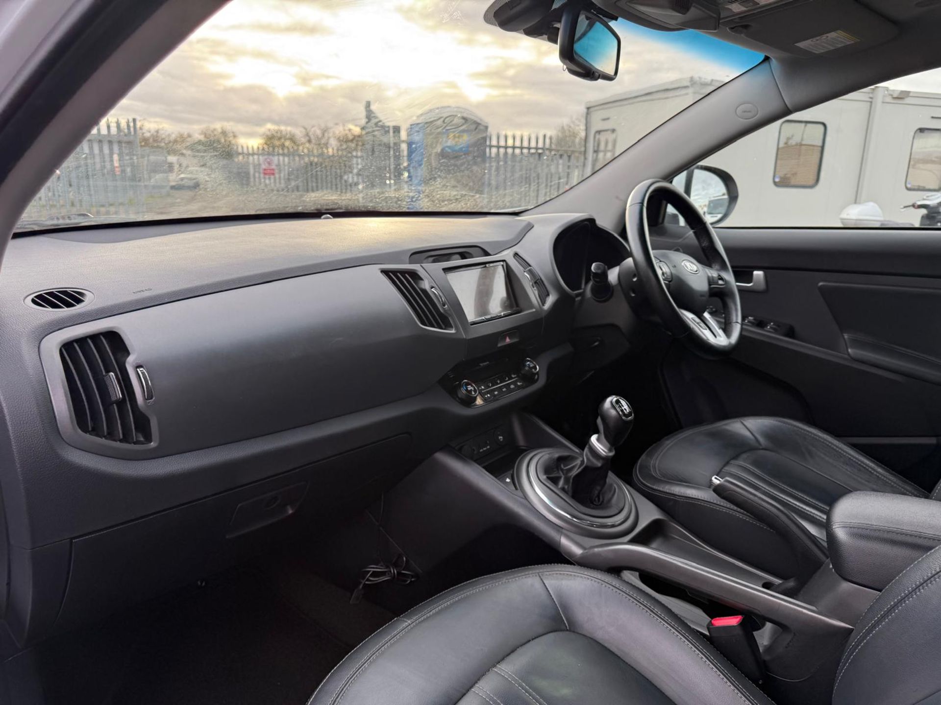 KIA SPORTAGE 3 1.7 CRDI 2013 (13) LOW MILES - Image 9 of 21