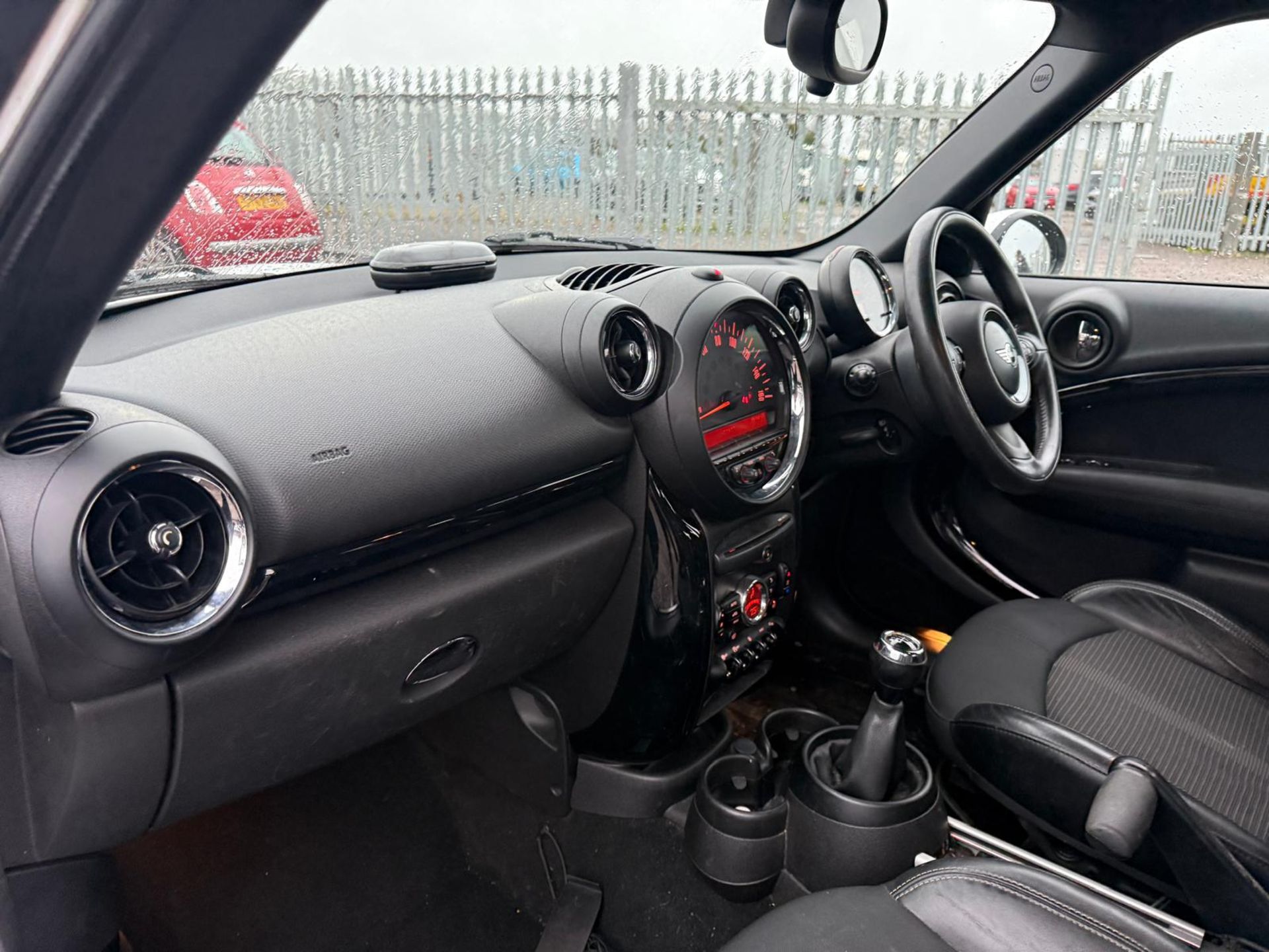 ** ON SALE ** MINI COUNTRYMAN 1.6 COOPER D ALL 4 HATCHBACK 2015 (15) - Image 8 of 18