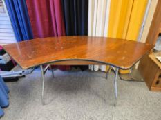 (4) Serpentine Tables