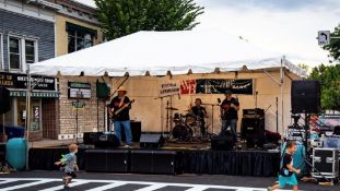 Anchor 16 x 24 Frame Tent