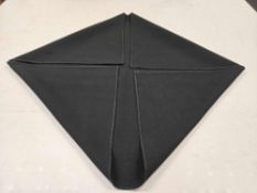 (320) Black Cloth Napkins