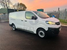 (ON SALE) VAUXHALL VIVARO 1.5TD *DYNAMIC S/S EDITION* LWB (2023 MODEL) 92K MILES - AIR CON - WOW