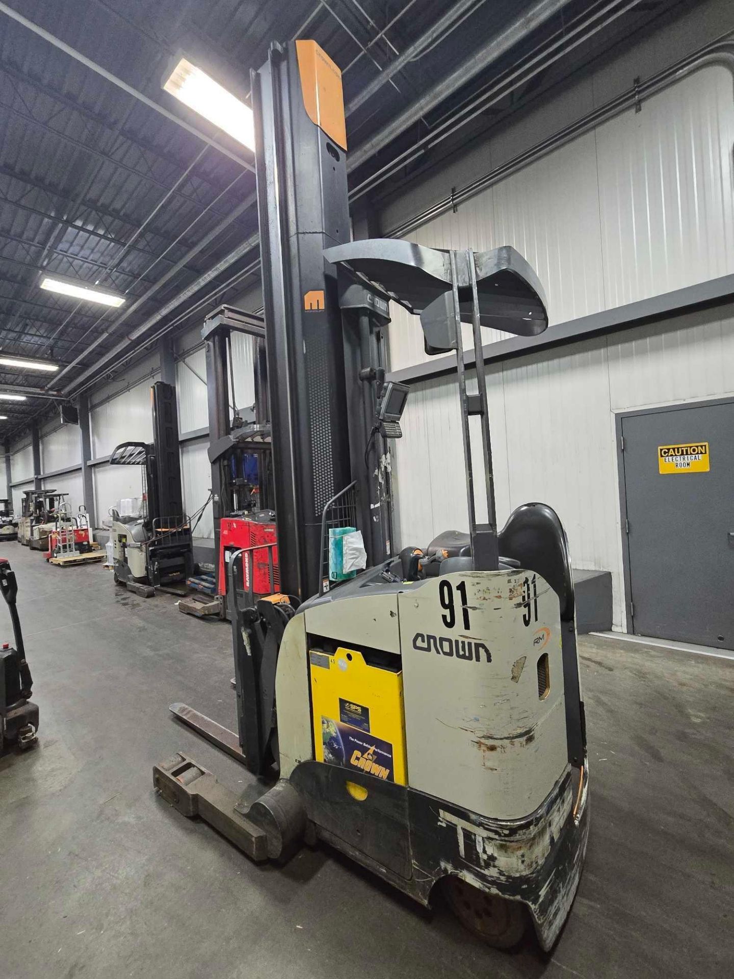 2018 Crown Reach Truck Model RM6025-45, 3000 Lb Capacity,13,147 Hours ...