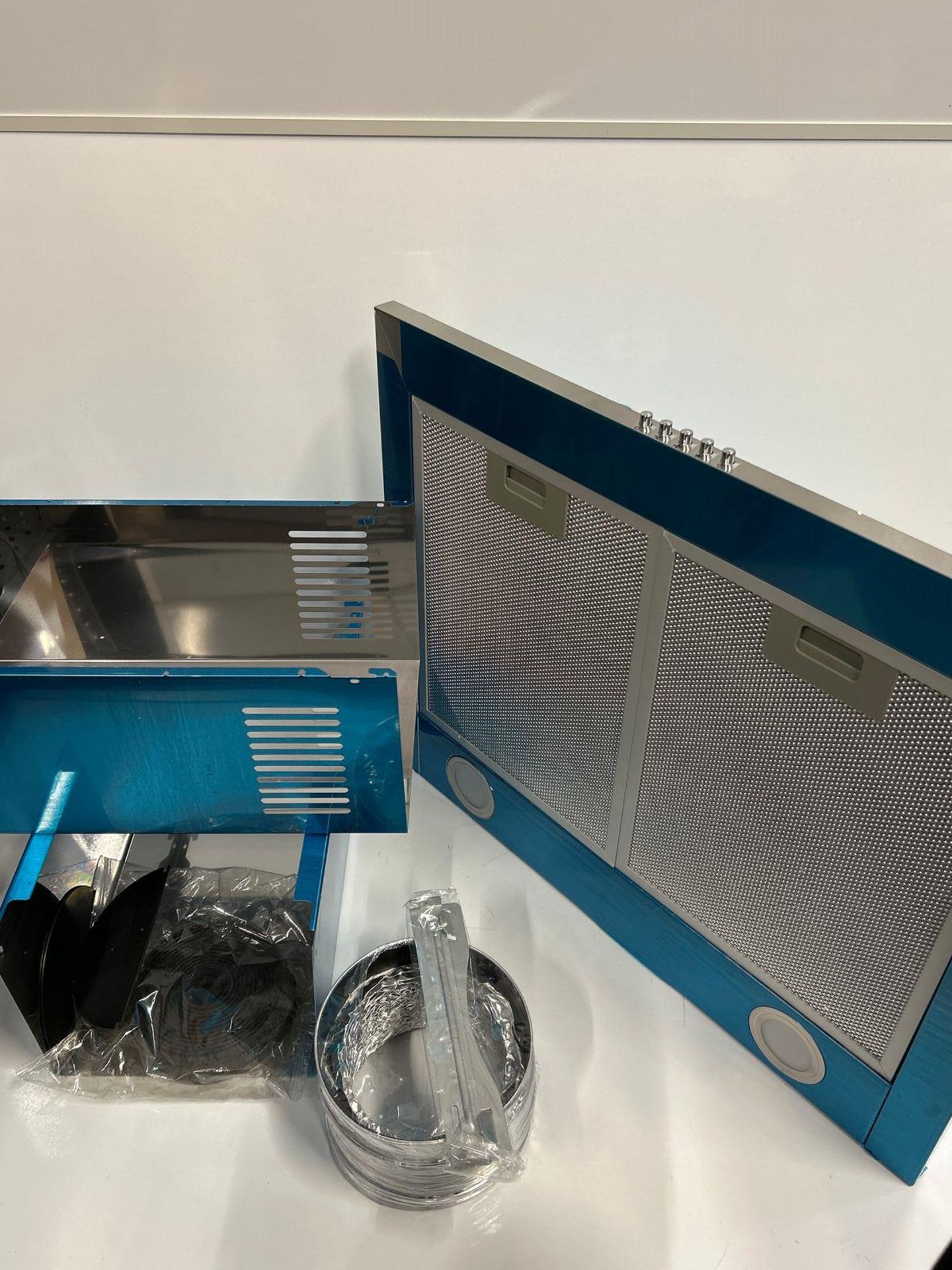 RRP £75.99 - FIREGAS 60 cm Chimney Cooker Hood with Brushless Motor,Stainless Steel Extractor Hood - Image 4 of 6