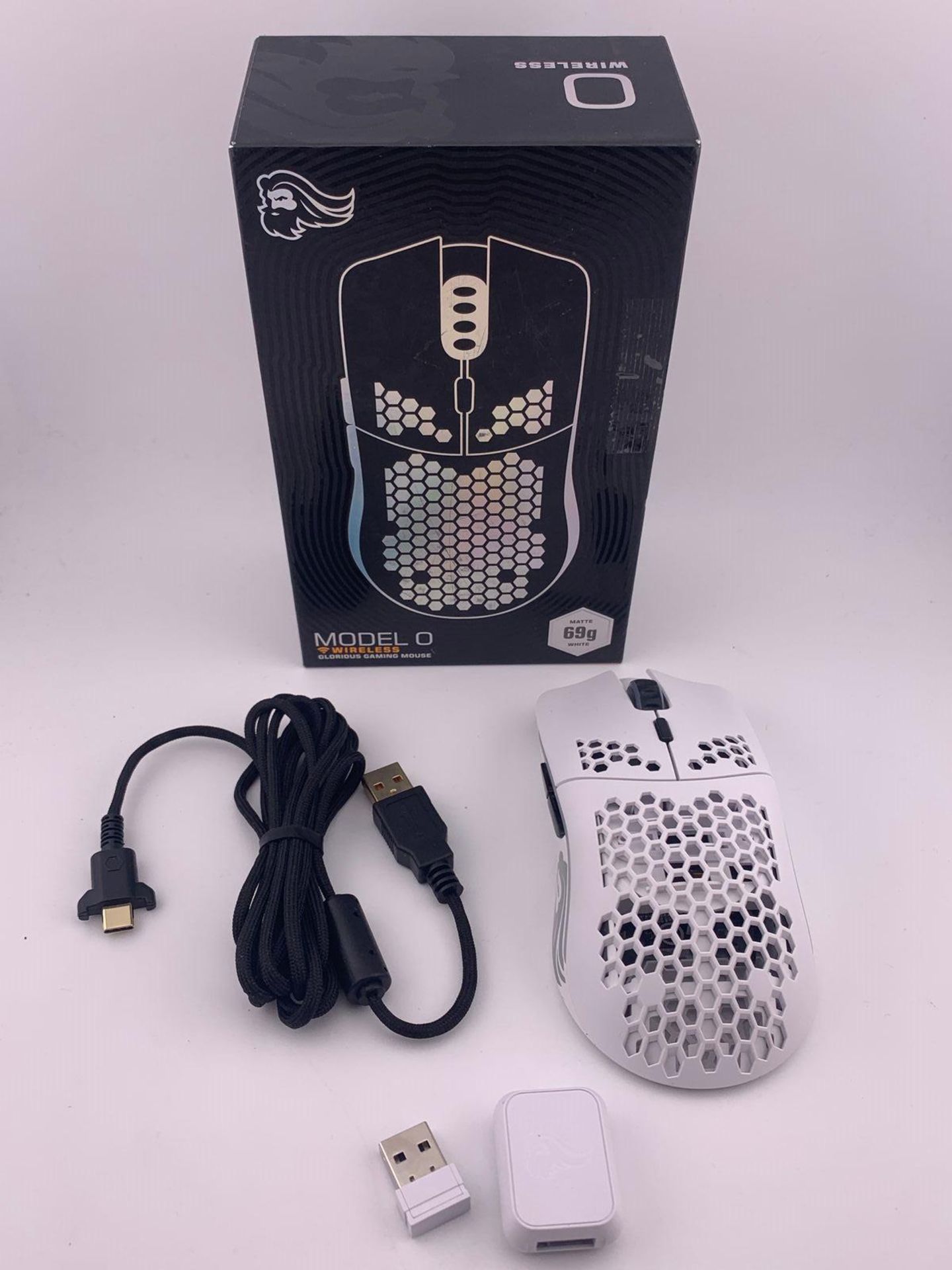 RRP £93.13 - Glorious Gaming Model O Wireless Gaming Mouse - Superlight, 69g Honeycomb Design, RGB, - Image 2 of 4