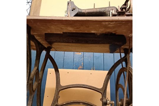 A C Marque De Fabrique Rochet sewing machine, on an iron treadle base, barn stored, 74 cm wide - Image 4 of 20