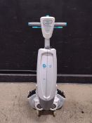 TENNANT I-MOP XL FLOOR SCRUBBER