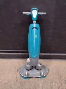 TENNANT I-MOP XXL FLOOR SCRUBBER