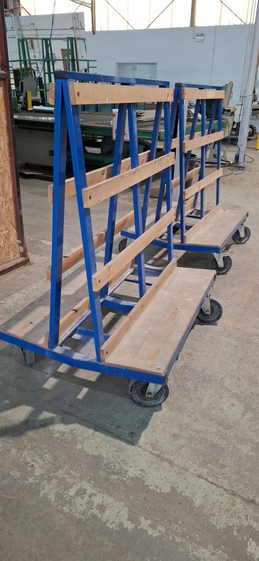 2 X HEAVY DUTY MOBILE RACKS GLASS CARRIER IN BLUE (PLEASE NOTE - GLASS ...