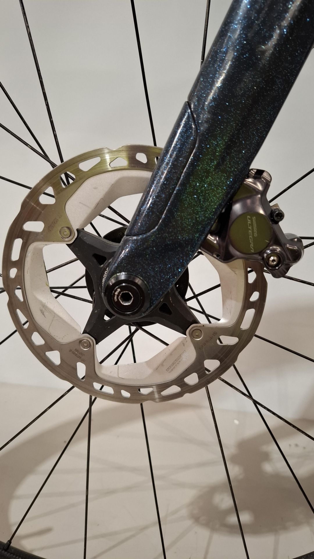 SCOTT ADDICT RC PRO DISC ROAD BIKE MODEL: 286415 SIZE: S - 52 ORIG PRICE: £8699 ADDICT RC DISC HMX - Image 4 of 6