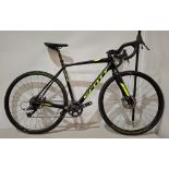 SCOTT ADDICT CX 10 DISC BIKE MODEL: 241465 SIZE: M-54 ORIG RRP £4899 FRAME CARBON FORK CARBON WHEELS