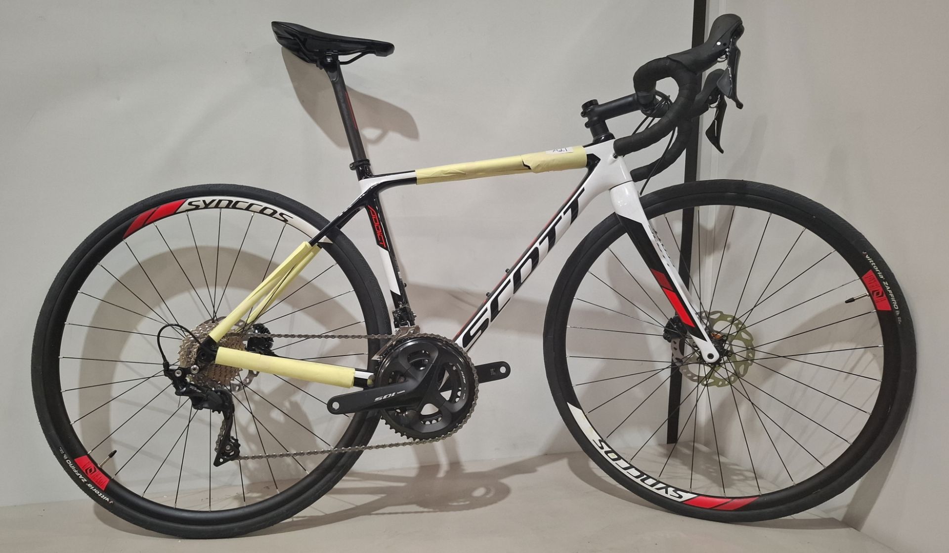 SCOTT ADDICT RC 20 (AU) BIKE MODEL: 265348 SIZE: XS - 49 ORIG RRP £4899 CARBON FRAME CARBON FORKS