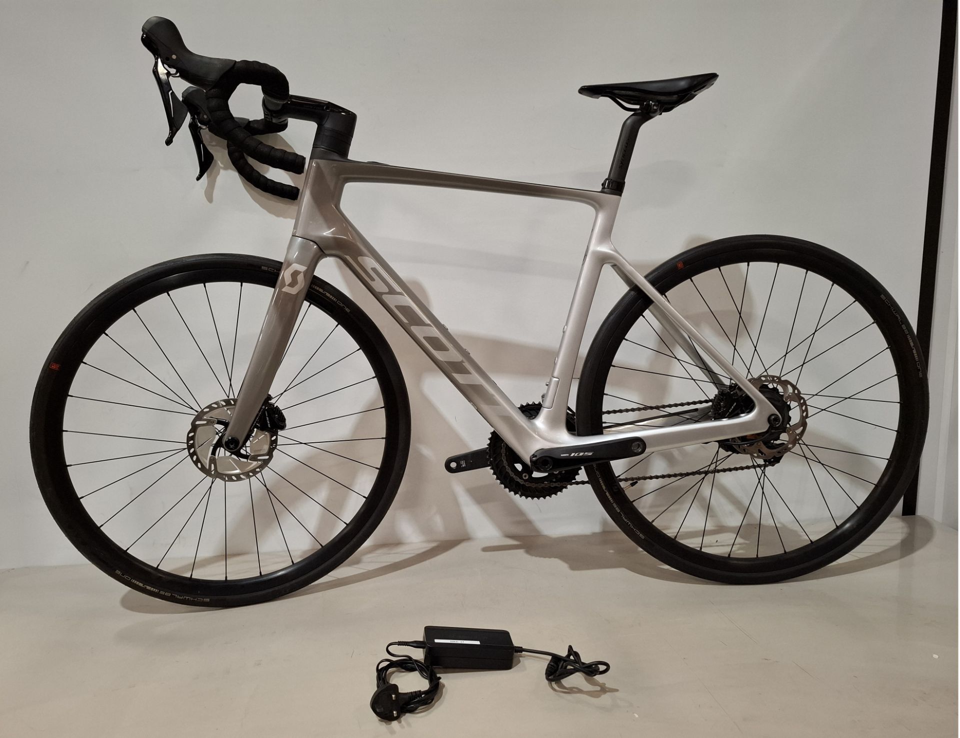 SCOTT ADDICT ERIDE 20 (EU) BIKE MODEL: 280749 SIZE: L ORIG RRP £4599 ADDICT RC DISC HMX CARBON FRAME - Image 2 of 8