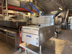 Imperial Range IFST-25 Natural Gas 25 lb. Countertop Fryer - 70,000 BTU