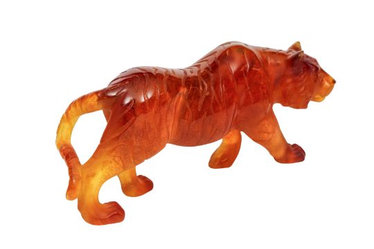 DAUM FRANCE, A MOULDED GLASS SCULPTURE OF A TIGER - Image 4 of 5