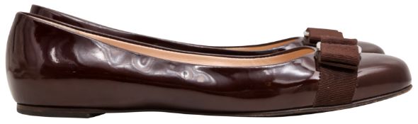 Ferragamo Brown Varina Bow Ballet Flat - US 8