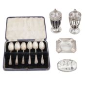 A pair of Edwardian sterling silver sugar casters, Birmingham 1906 by Marples and Beasley