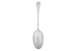 A George I Britannia standard silver tablespoon, London 1717 by Thomas Mann (reg. 25th Nov 1713) A p