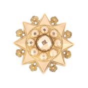 A star mourning brooch