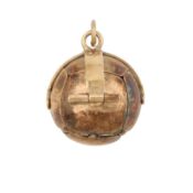 A Masonic gold pendant