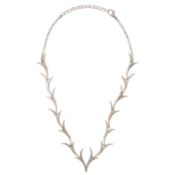 A foliate necklace