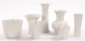 6 Vasen u. 1 Cachepot