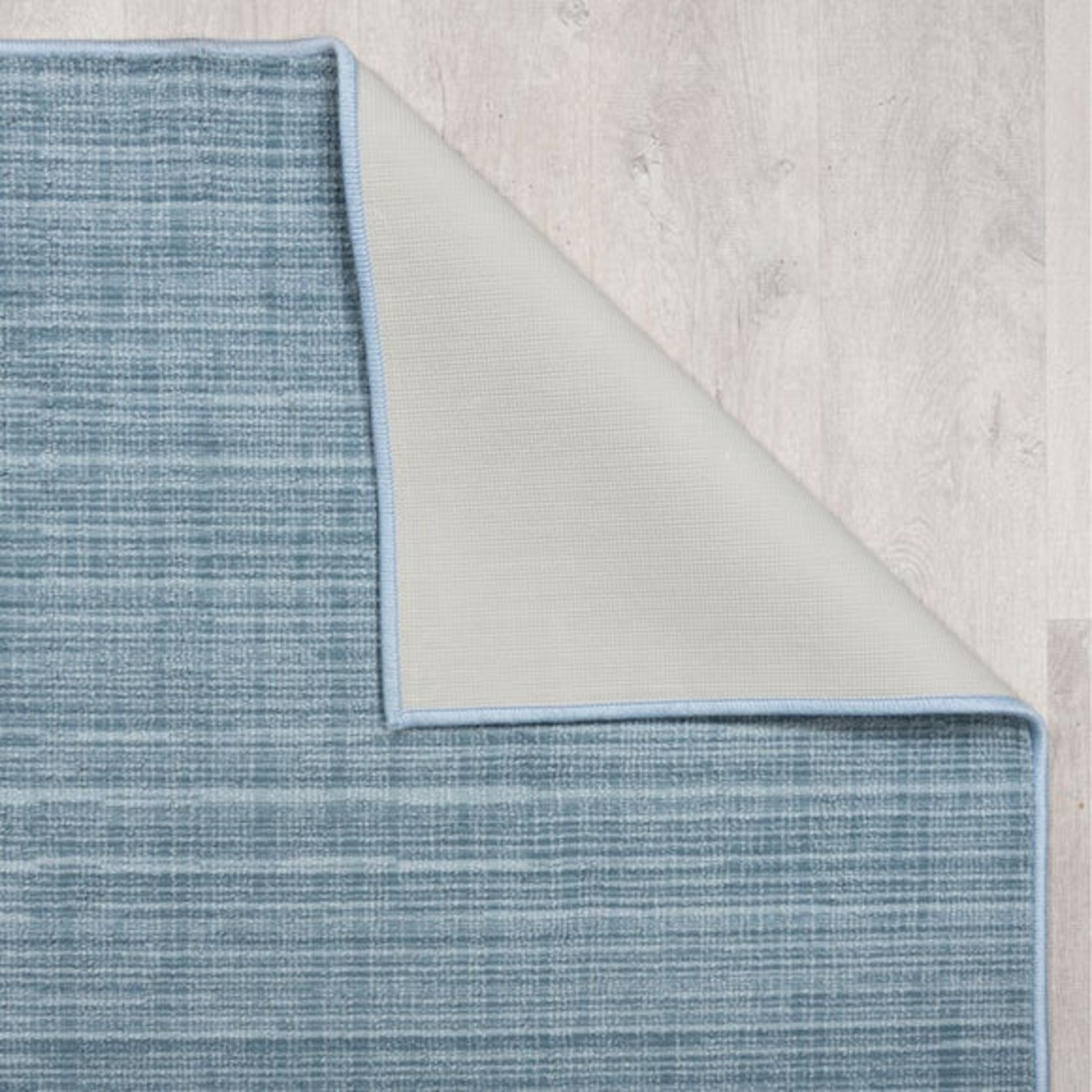 Grade-C1 ref LOT142 Clifton Texture D040 Clifton Washable Chambray 120X170 RRP œ69 - Image 2 of 5