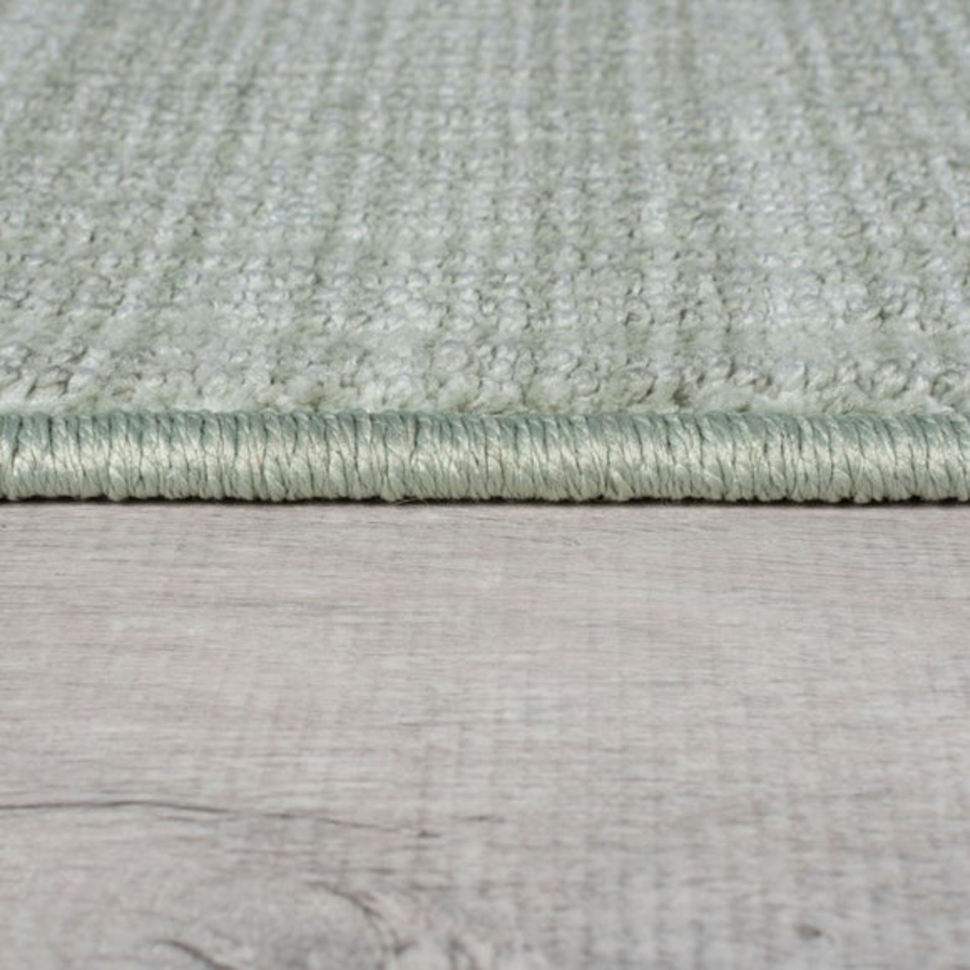 Grade-C1 ref LOT203 Clifton Texture D040 Clifton Washable Sage 160X230 RRP œ119 - Image 3 of 5