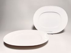 KPM Berlin Urania Weiß 2 x Große Ovale Platten 30 cm